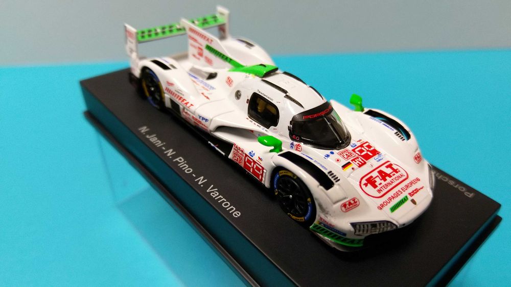 Porsche 963 #99 Proton / 24h Le Mans 2025 /Miniatura Spark escala 1/64