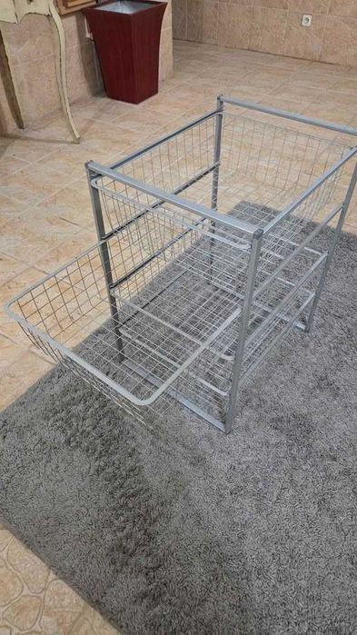 Arrumação com gavetas