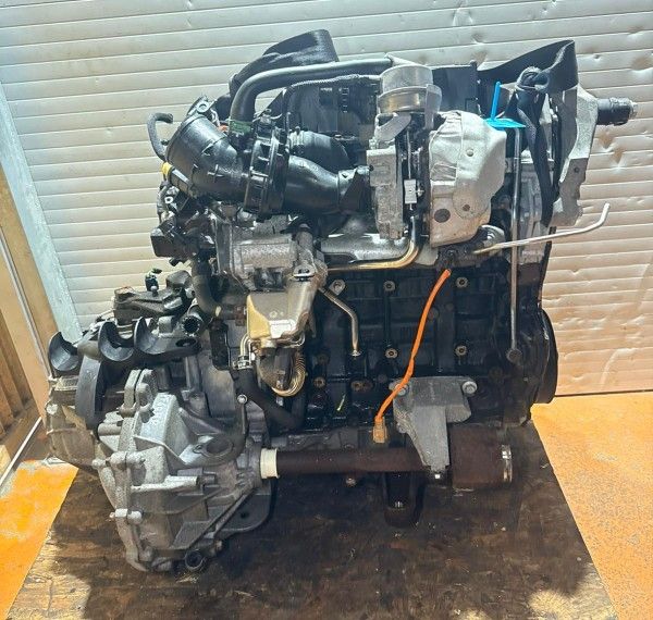 Motor completo OPEL Vivaro B Furgão (X82)