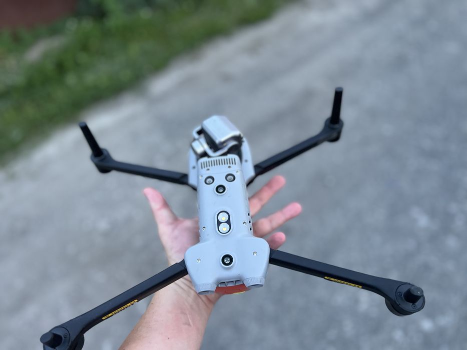 Autel EVO II Dual + пульт состояние нового
