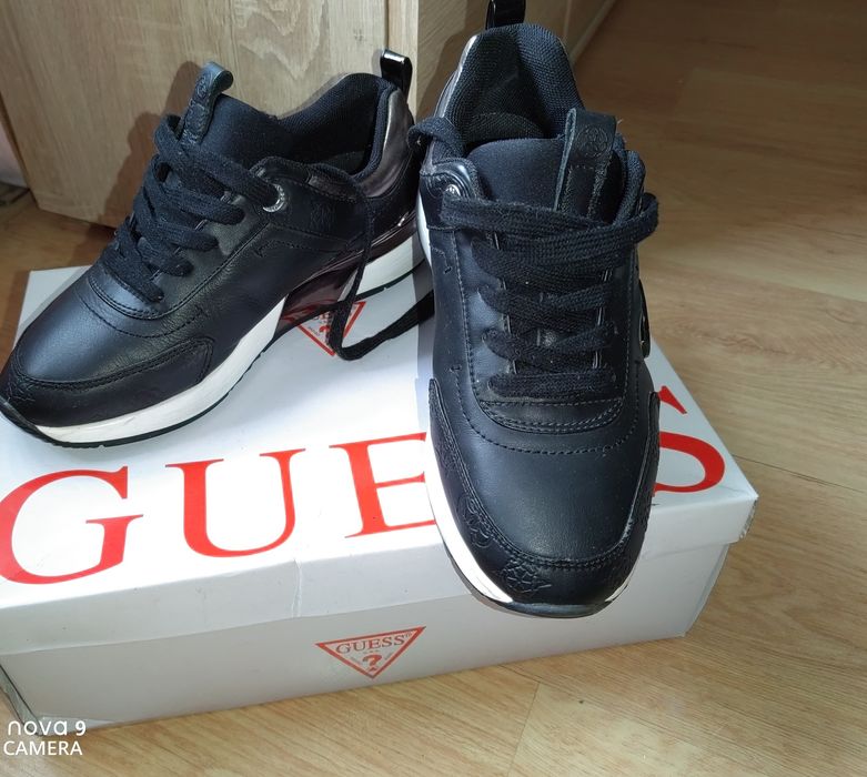 Buty oryginalne Guess
