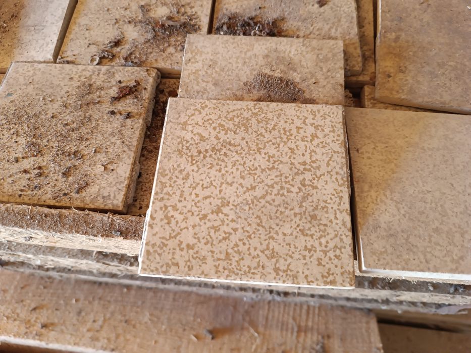 Плитка кабанчик.