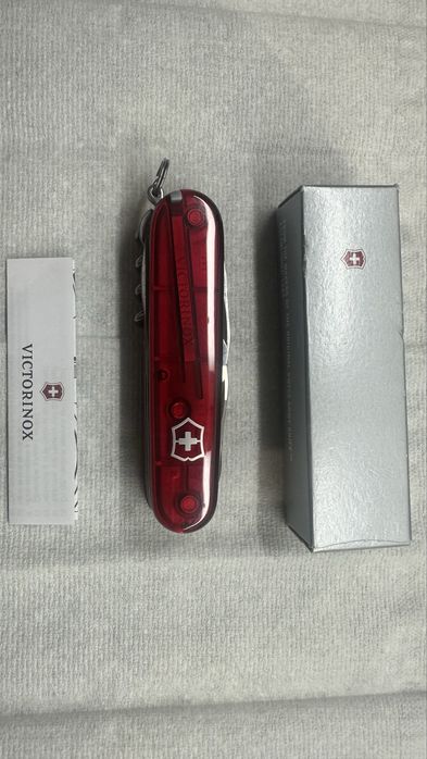 Canivete Victorinox Huntsman folding - faca dobrável de campismo