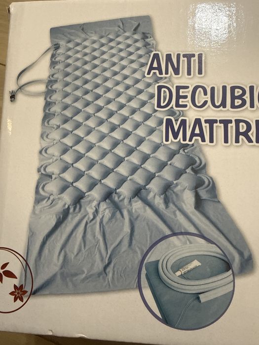Materac przeciwodleżynowy babelkowy powietrzny XL
