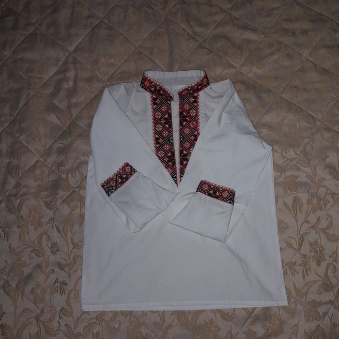 Вишиванка(сорочка вишита дитяча)