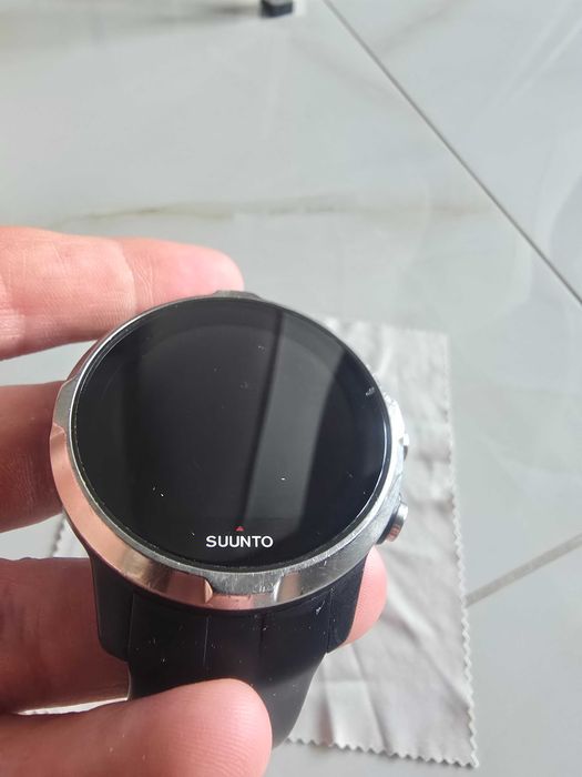 Смарт-годинник Suunto Spartan Sport