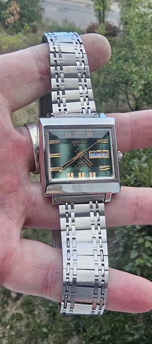 У продажу Seiko LM.