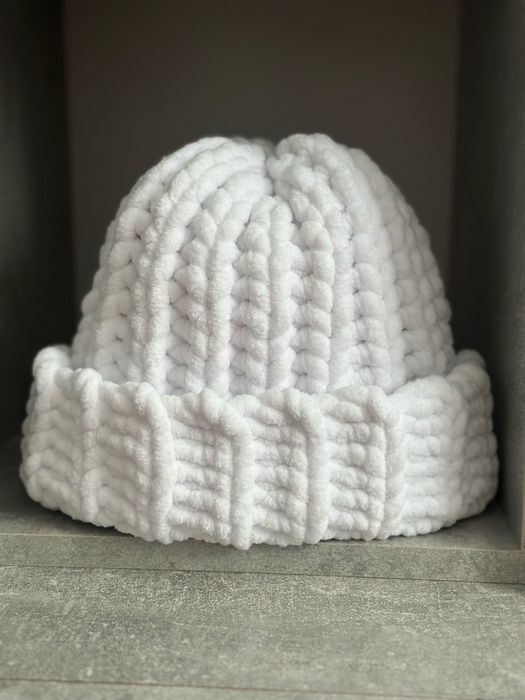 Шапка ручної роботи