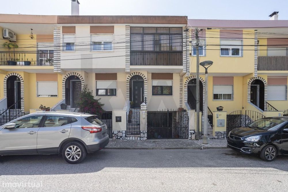 Moradia T3 com Quintal, Churrasqueira e Garagem Versátil