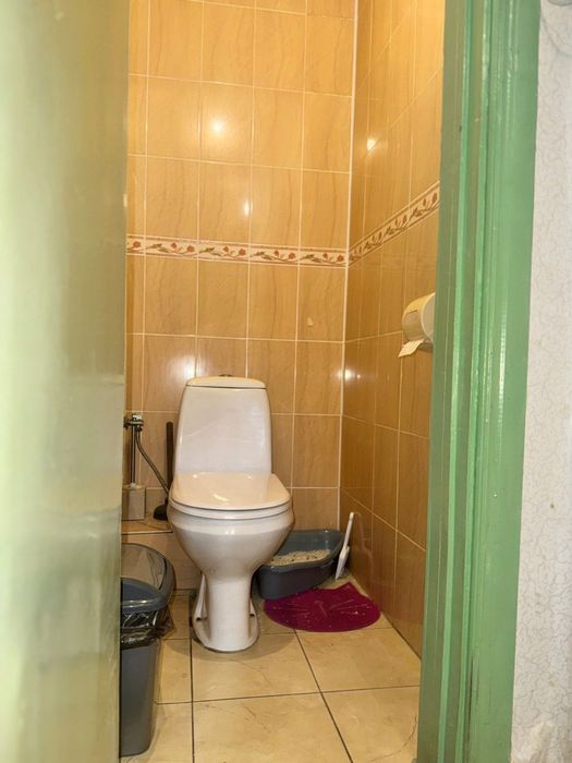 Балкон на всю квартиру.