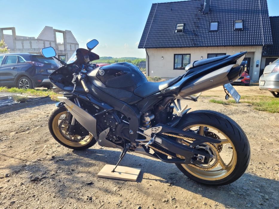 Yamaha UZF-R1 2008
