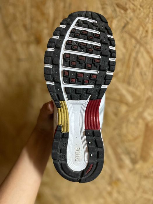Nike buty sportowe sneakers nowe z pudełkiem P 6000