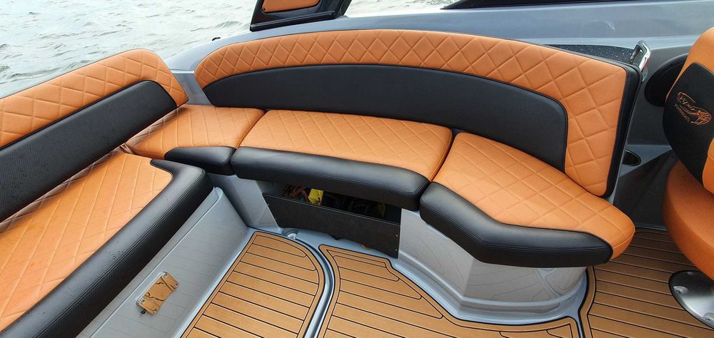 Motorówka. Jacht motorowy Viper 263. Nowy 2024-25.