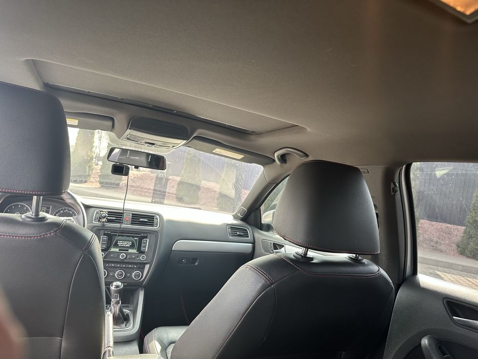 VW Jetta GLI 2.0 TSI