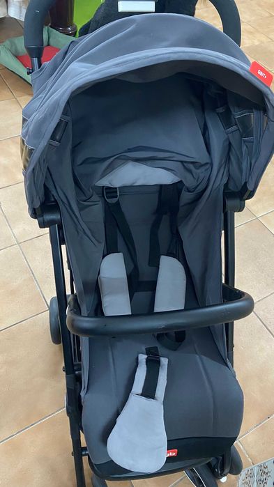 Carrinho de Passeio QBIT+