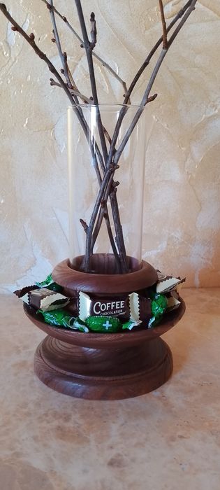 Подставка под вазу-колбу