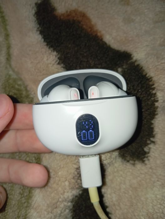 Беспроводные наушники True Wireless Stereo Hi-Fi music