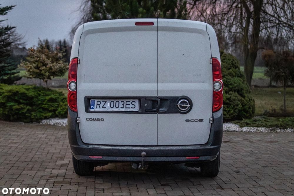 Wynajem opel combo fiat doblo blaszak 1.3d  fv 23% wypozyczalnia aut