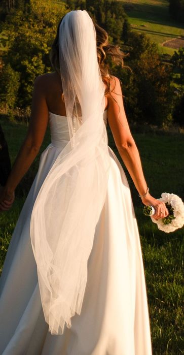 Piękna Suknia ślubna