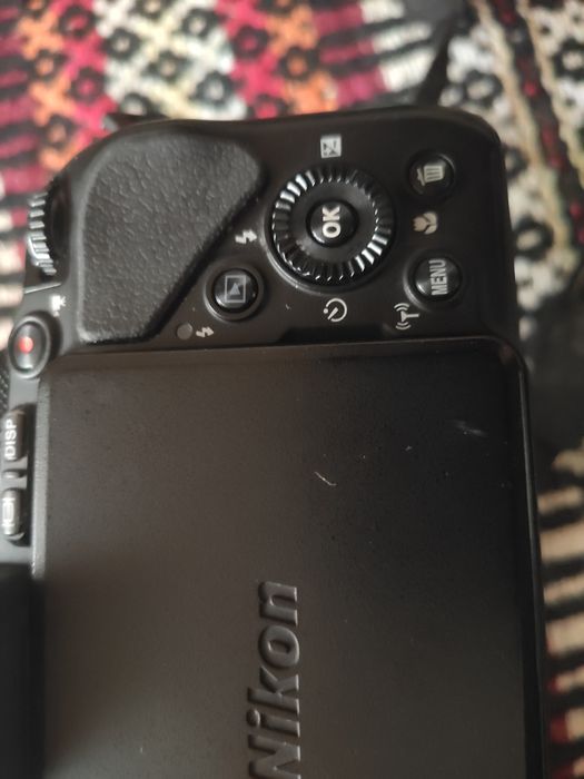 Máquina Fotográfica Nikon p600