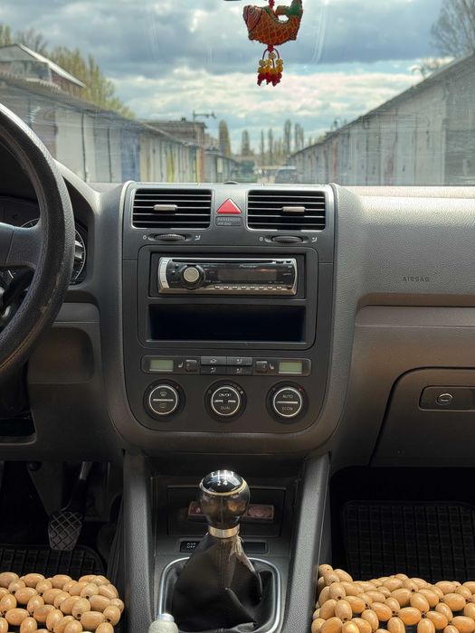 VW Jetta 2007, 1.6, перший власник