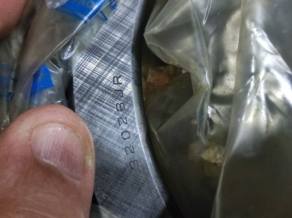 Lote de 47 rolamentos novos várias referências