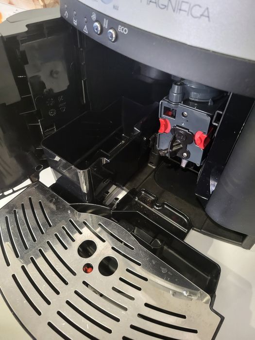 Delonghi Magnifica Coffee Machine64752019461507125