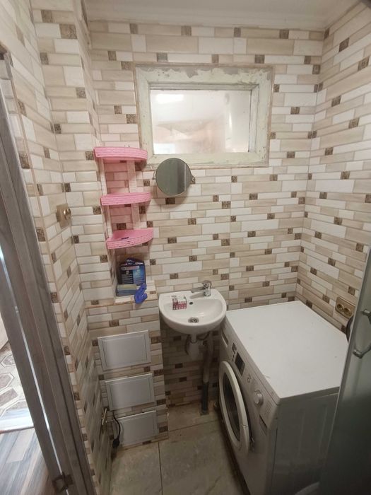 ОДНОКІМНАТНА КВАРТИРА 37.2 кв.м. в районі АТБ!