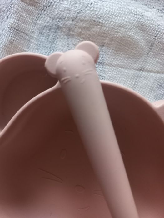 Prato e colher em silicone da Zara Home