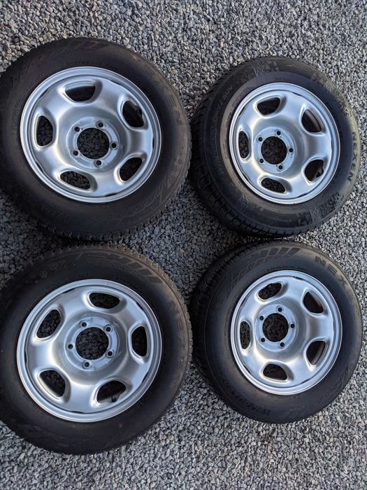 Koła zimowe Suzuki Vitara 215/65R16 NEXEN 5x139,7 felgi odnowione