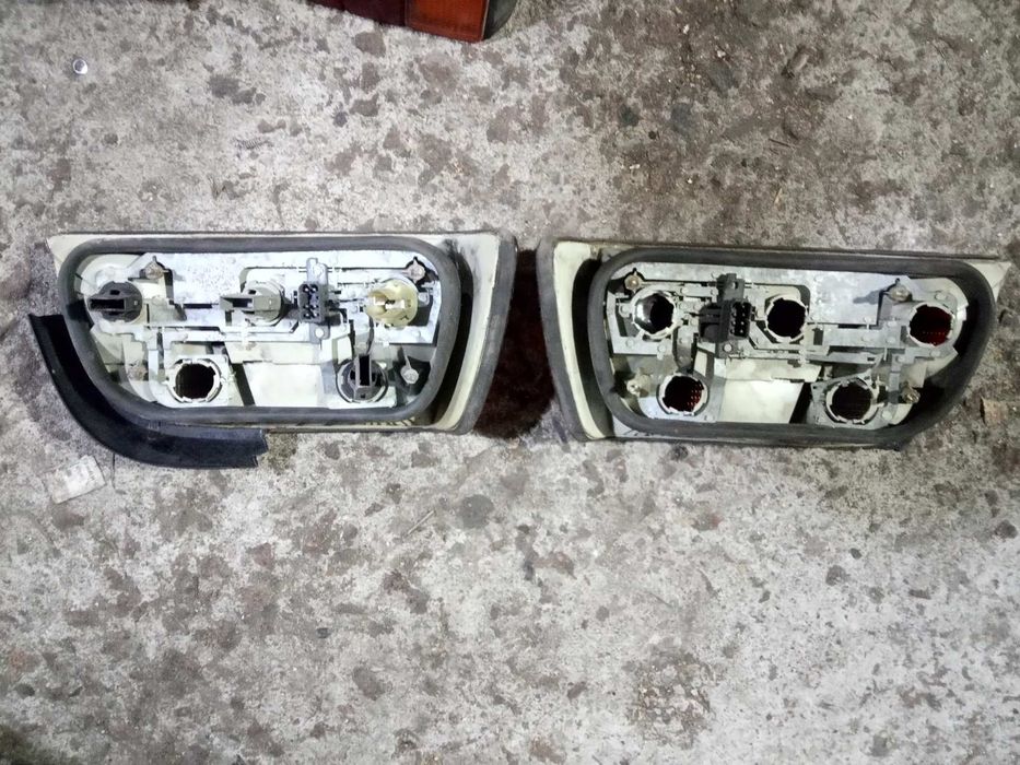 Продам пару Фонарей BMW E36 купе  91 по 99 год