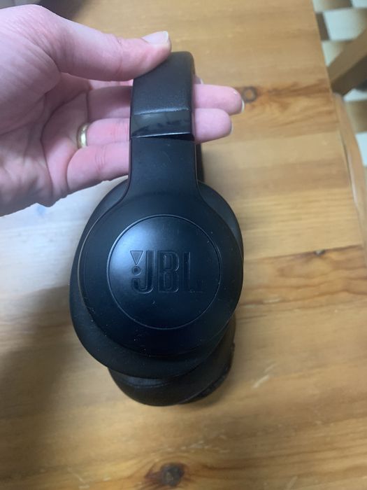 Auscultadores Bluetooth JBL T750