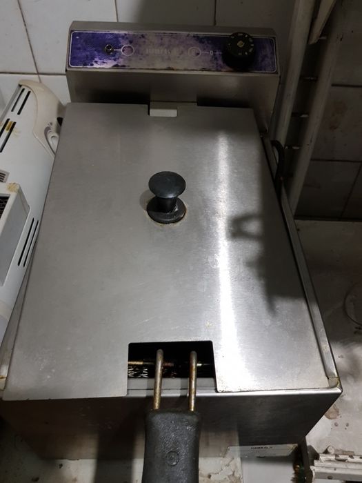 Продам фритюрницу