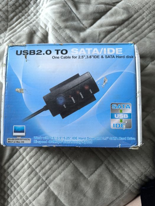 USB адаптер для підключення жорстких дисків до ноутбука або ПК.