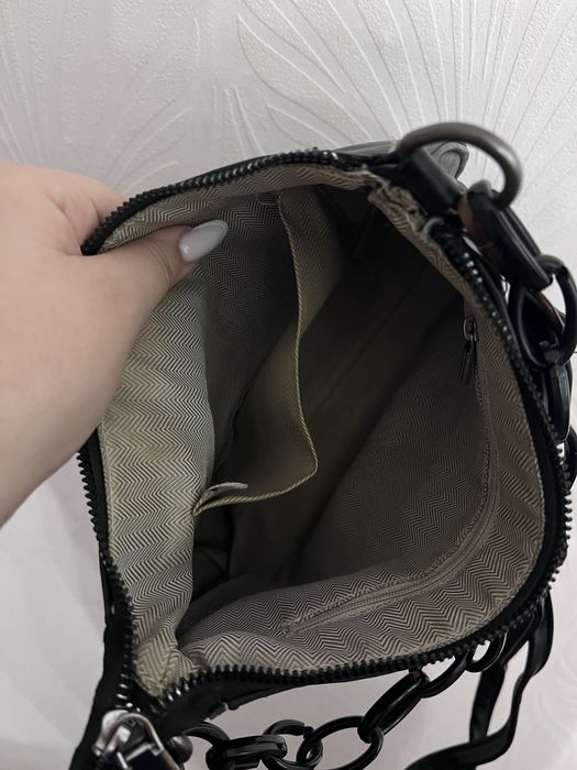 сумочка жіноча чорна