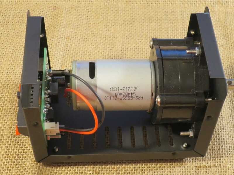 Ручний роторний генератор динамомашина 20 Вт.: 2 400 грн. - Генераторы ...