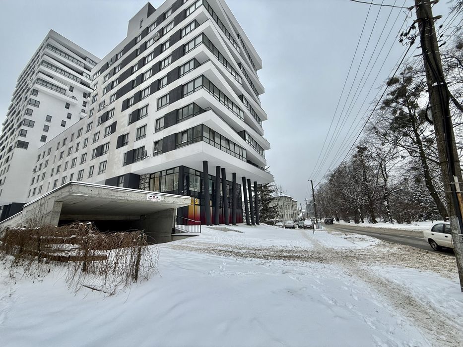 Продаж 3 кімнатної квартири в новобуді вул. Замарстинівська біля парку