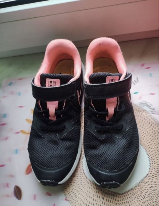 Кросівки Nike для дівчинки 31,5 р.фірмові