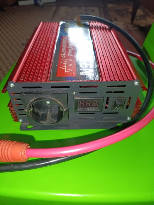 Перетворювач напруги 12v