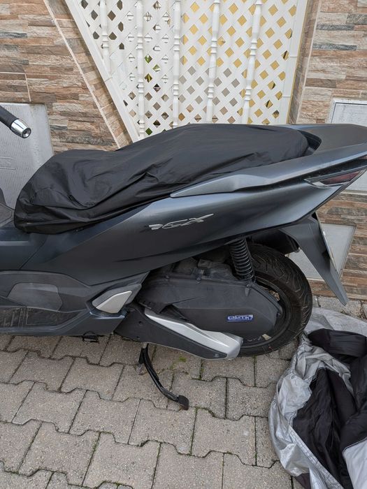 Honda pcx 125cc cinza