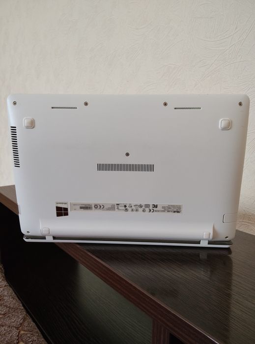 Ноутбук ASUS X200LA-CT002H 11.6"