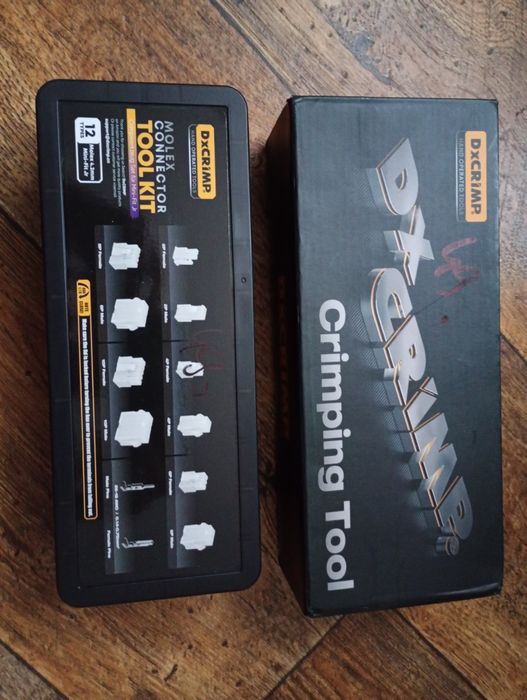 Zestaw: Zaciskarka plus 12 typów złączek