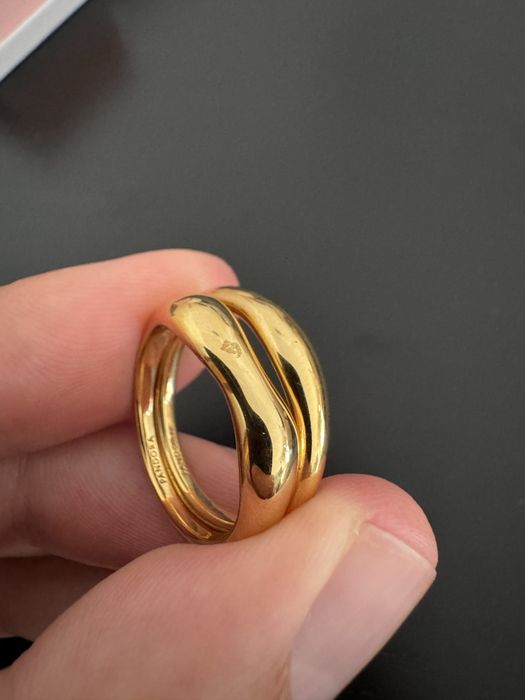Anel dourado Pandora 2 em 1