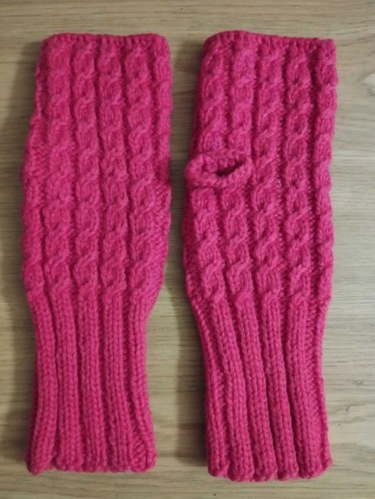 Митенки вязаные.