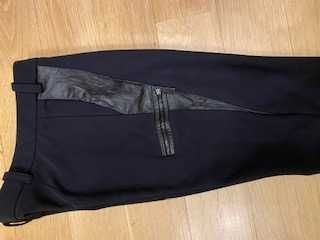 Oryginalne spodnie PINKO czarne z pianki rozm. 34