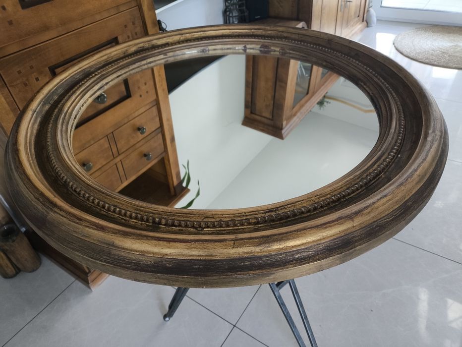Lustro okrągłe 76 cm, drewniana rama vintage