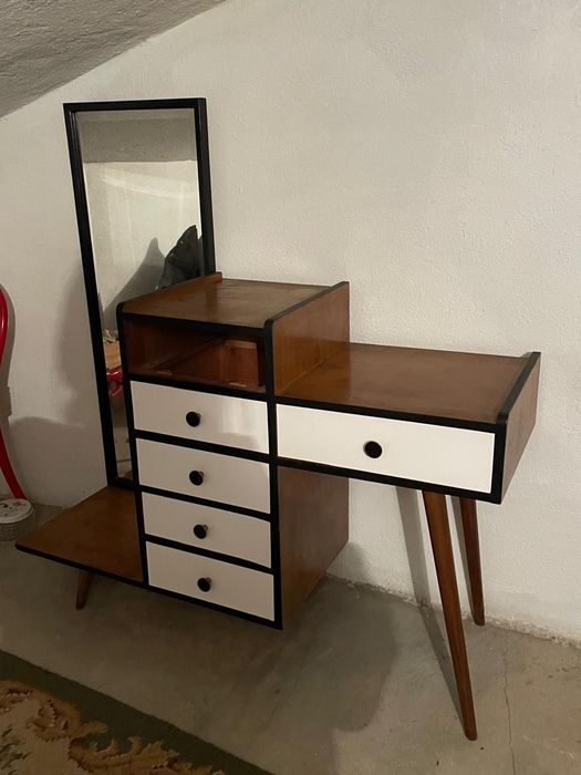 Móvel Vintage_ Cómoda