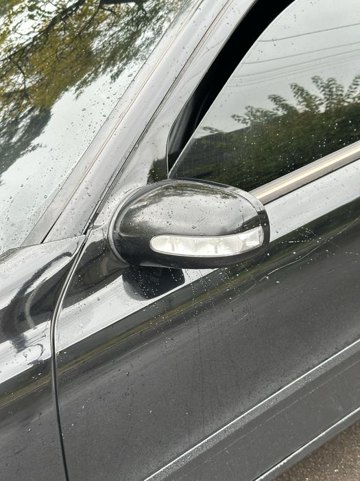 Продам Mercedes W211