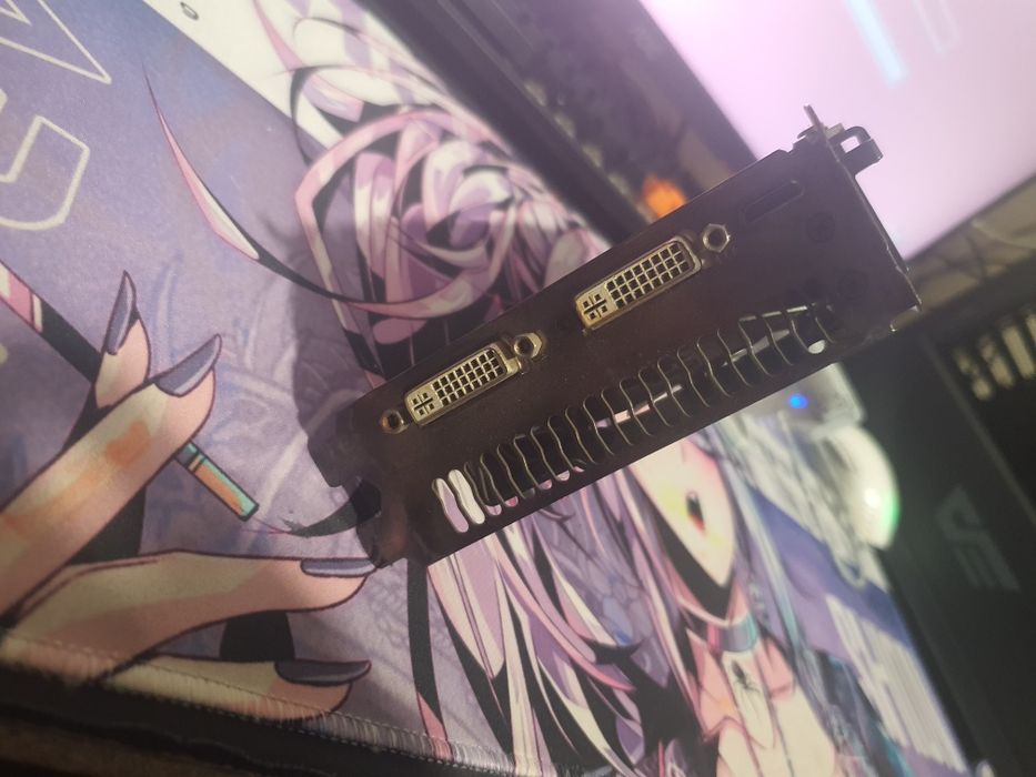 Gtx 560ti 2gb  em ótimo estado