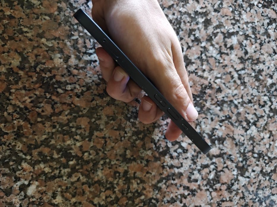 iPhone 13 - 128GB